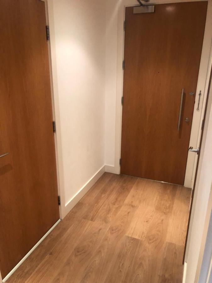 Lovely Serviced Apartment 2Min 2 City Center Манчестер Экстерьер фото